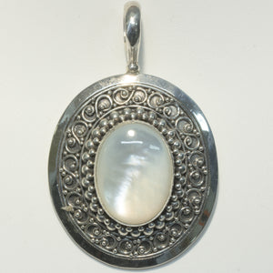 Oval Dome Decorated Pendant With Mother of Pearl Center