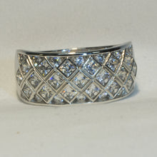 Sterling Silver 10mm Band with CZ Quilt Pattern Front