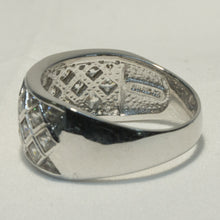 Sterling Silver 10mm Band with CZ Quilt Pattern Front